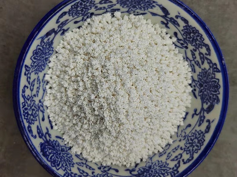 无水刺球氯化钙